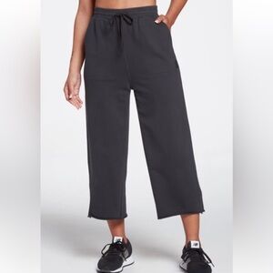 CALIA Women's Journey Wide Leg Crop Sweatpants size M
